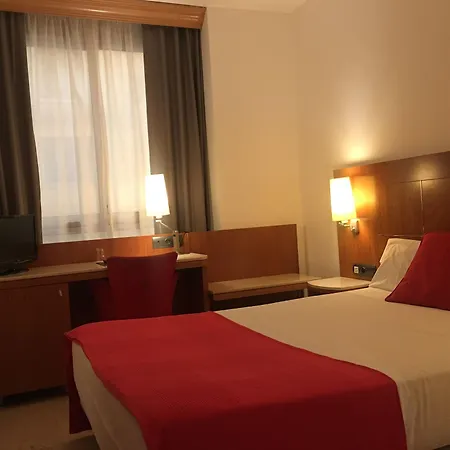 Hotel Calasanz 3*