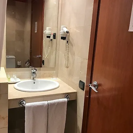 Hotel Calasanz 3*