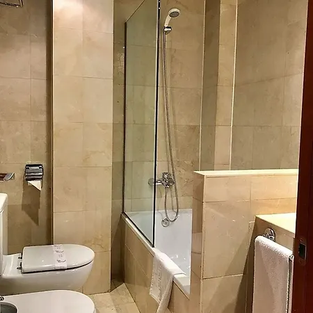Calasanz Hotel 3*