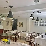 Hotel Calasanz 3*