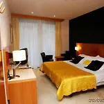Hotel Calasanz 3*