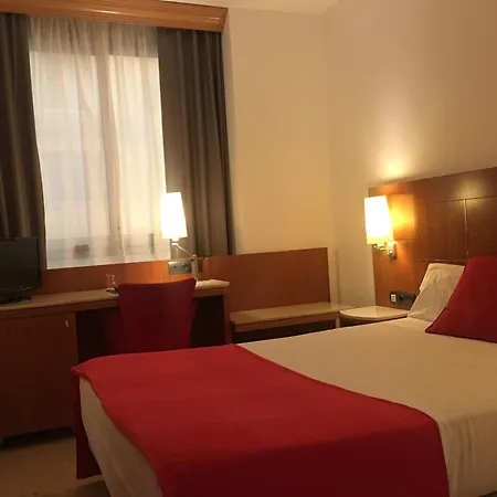 Hotel Calasanz 3*