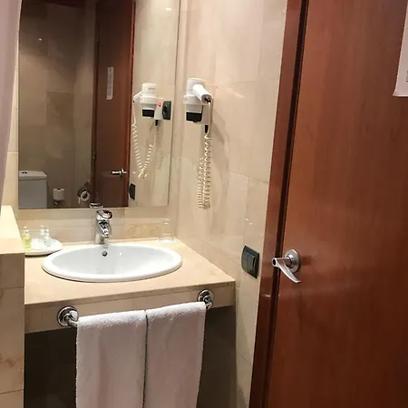 Hotel Calasanz 3*