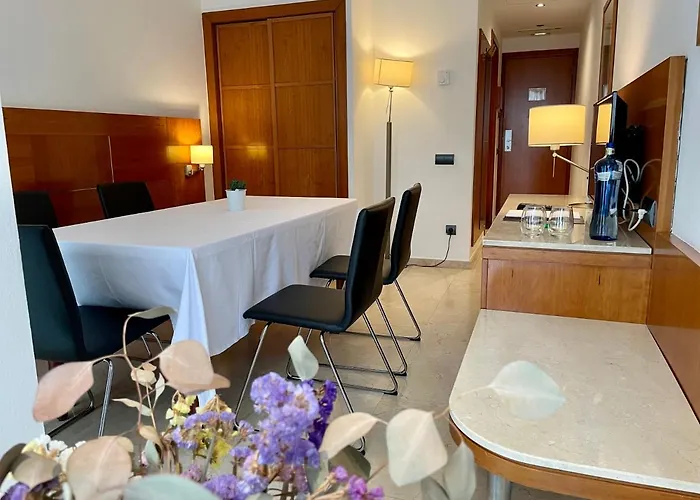 Calasanz Hotel 3*