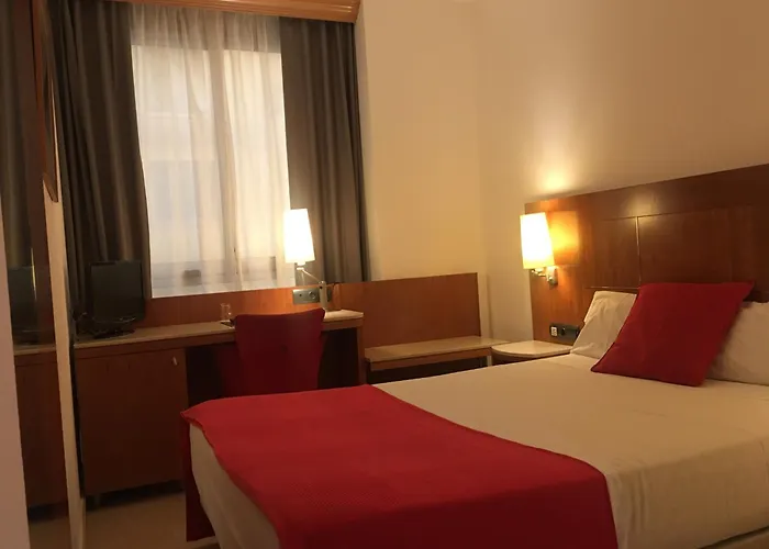 Hotel Calasanz 3*