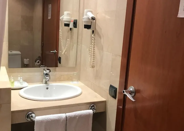 Hotel Calasanz 3*